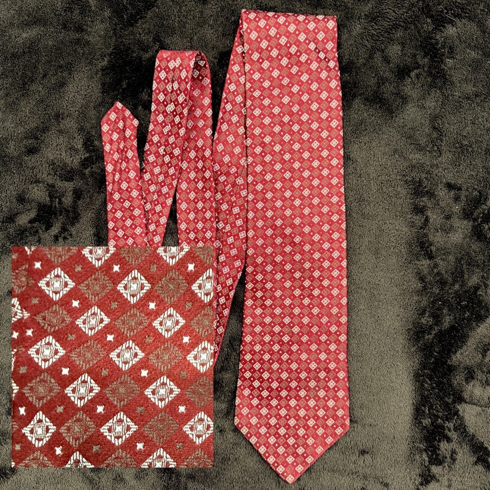 Vintage DKNY Mens Necktie Designer Silk Luxury 90s Red Geometric Diamond Print